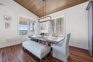 His and Hers by Youngs Suncoast - 3