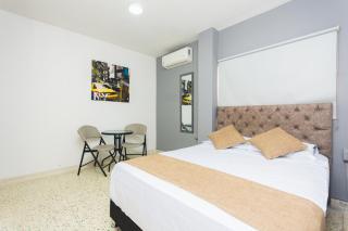 Hotel Med Suites 94 - 1