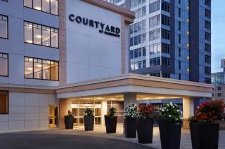 Courtyard by Marriott Ottawa Downtown - 8
