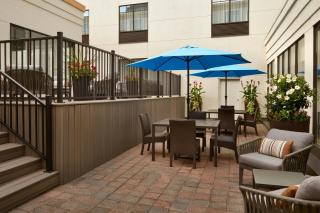 Courtyard by Marriott Ottawa Downtown - 2