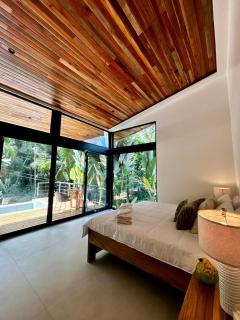 Exclusive Rainforest Villas - 4
