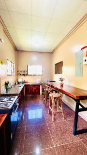 Chateau La Princesa rooms with garden, Bar & billiard - 6