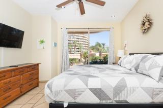 Bella Sirena Luxury Ground Floor, steps to the pool - 105-E - 5