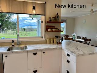 Rural retreat close to town - 6