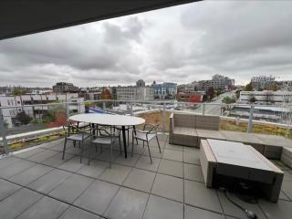 Heart of Vancouver stylish and cozy apartment - 1