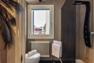 RUBINO Fireplace & Water view - by Sleep in Murano - 6