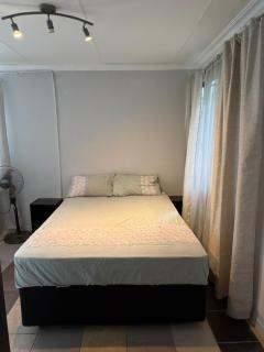 Cozy Garden Cottage - 2