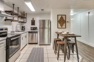 2 Mi to Dollywood! Golfview Resort Condo with Pools - 3