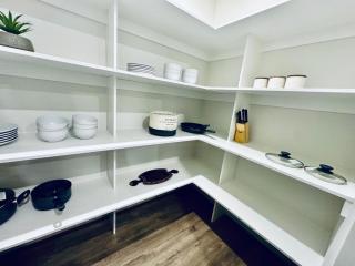 Spacious- 4-bedroom house near Airport - 3