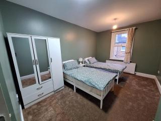 home in Kingston on King's road london - 8