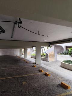 F1-Pe na Areia da Praia do Tombo, 2 Suites, Ar Cond, 2 Banheiros, 1 Vaga + Roupas de Cama - 1