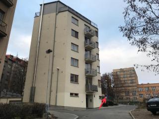 COSY&SUNNY flat, center 10min, park 3min, baby cot, free weekend parking - 1