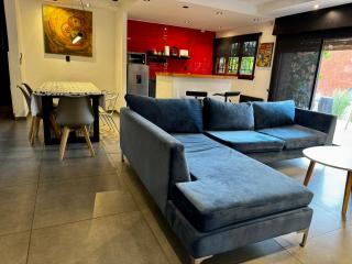 Departamento Entero 2 Dormitorios B° Urca con Cochera - 0