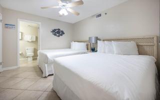 Phoenix VI 61010 condo - 2