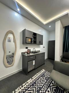 Brooklyn studio Kisaasi - 3