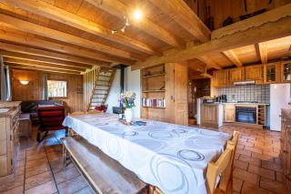 Le Paccaly, Piscine et Aire de jeux - 2