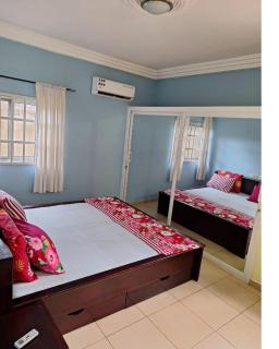 Villa avec nourrice disponible - 2