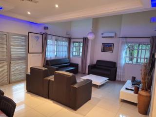 Villa avec nourrice disponible - 8