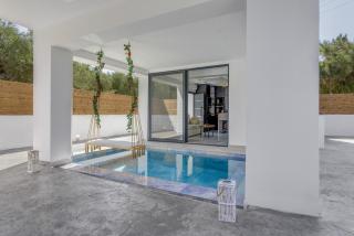 Villa Maria Laganas - 8