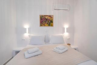 Maroulis Studios Naxos - 8