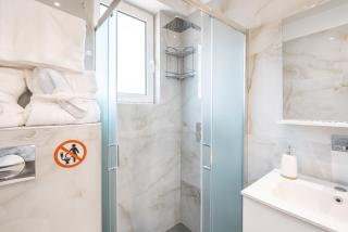 Velvet Apartments - 9