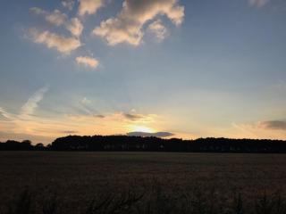 BimbleBox Stable - with HOT TUB and countryside views - 4