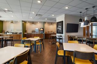 Fairfield Inn & Suites Lincoln Crete - 8