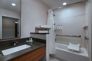 Fairfield Inn & Suites Lincoln Crete - 2