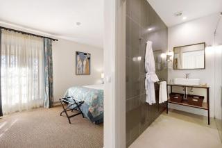 Liberal Wing Villa - 5