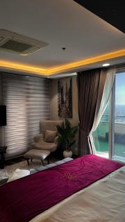 Ultra Luxury Apartments - Goldcrest Mall and Residency DHA - 2