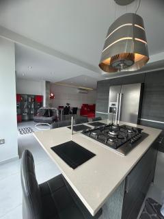 Modern Entire Seafront Apartment 3BR Ta Xbiex - 8