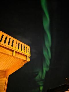 Nordstay Tromso- Cozy One-Bedroom Apartment with private Entrance - 4