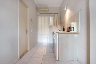 Dolphin Studio 2 - Kerion - 1