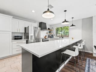 4brping Pong2500 Sq Ft - 7