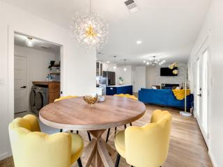 Bellini House Stunning Modern 3BD Home - 1