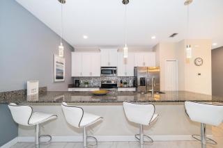 3151LS TOWNHOUSE 4 BEDROOMS & 3 BATHROOMS + POOL - 6