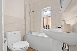 Etihad Campus & Coop Live Arena with Free Parking - 2