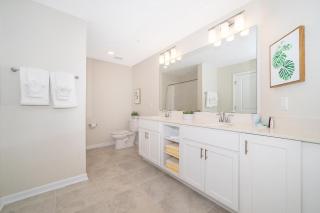 4721-201AB STOREY LAKE, CONDO 3/2 GARDEN VIEW - 4