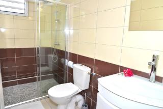 Coquette villa F4 au bord de l'eau - 9