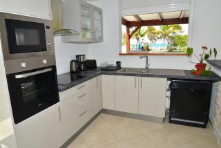 Coquette villa F4 au bord de l'eau - 2