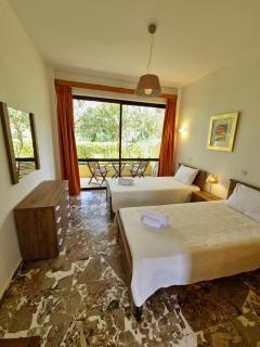 Alexandra Studio 4 - 0