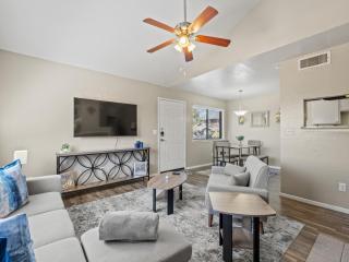 Alder Stay 3bd Townhome In Heart Of Arlington - 3