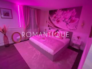 Cocon Diamant Romantique - Jacuzzi & Sauna Privatifs-Hyper-Centre - 8