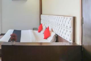 Hotel O Arora shoppers park - 5