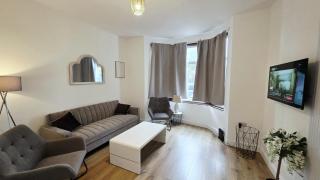 London House, Private loft and Rooms near Excel London - 1