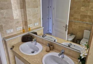 Fabulous apartment in Elviria Hills - 8