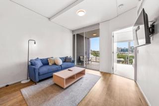 Belise - 16th floor Executive Apt for 2 plus parking - 0