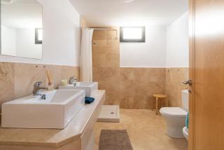 Modern townhouse with stunning view - 7