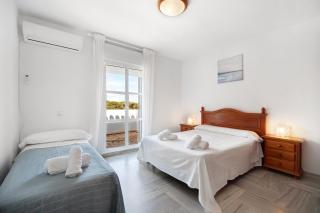 Virgen del Camino 1a línea de playa - 7