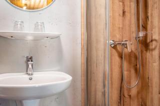 Wein- und Gästehaus Lutz - 6